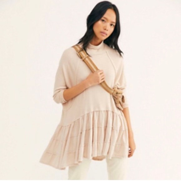 Free People Tops - Free people tunic size XS